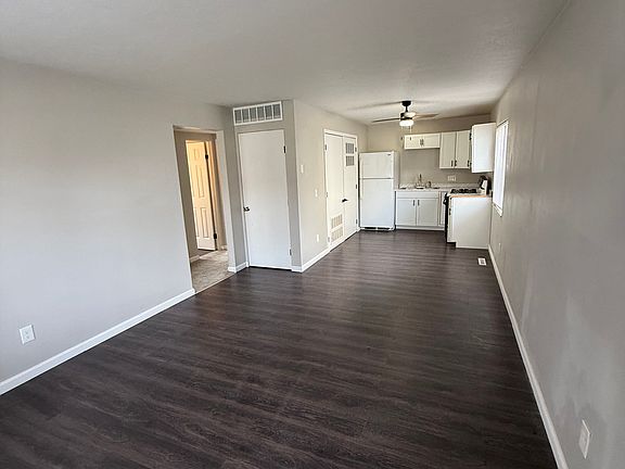 2nd image of 734 Hogue Ave