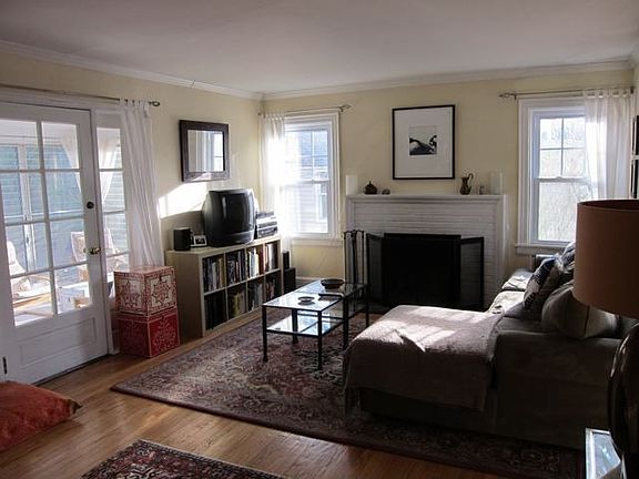 4th image of 7 McBride Ave