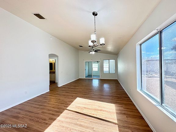 3rd image of 8072 N Wheatfield Dr