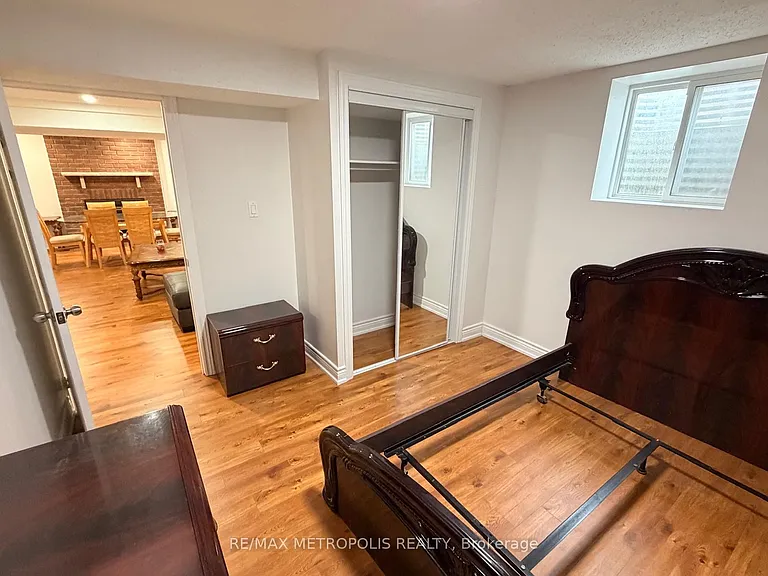 216 Gwendolyn St #BASEMENT — Photo 8