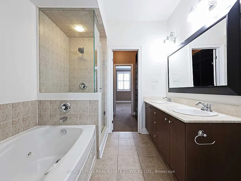 20 Shires Ln #1 — Photo 13