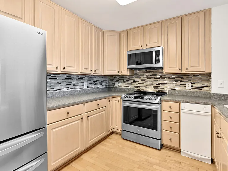 510 Glenwood Ave #510 — Photo 34