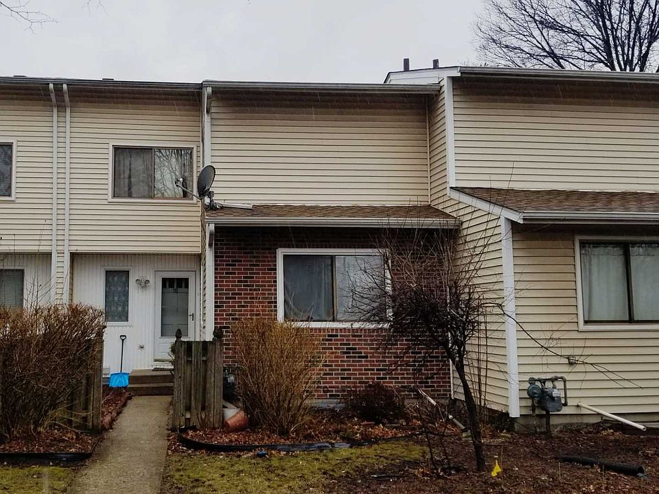 1st image of 31 Wintergreen Ct