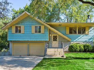 1028 Bradford Ln, Schaumburg, IL