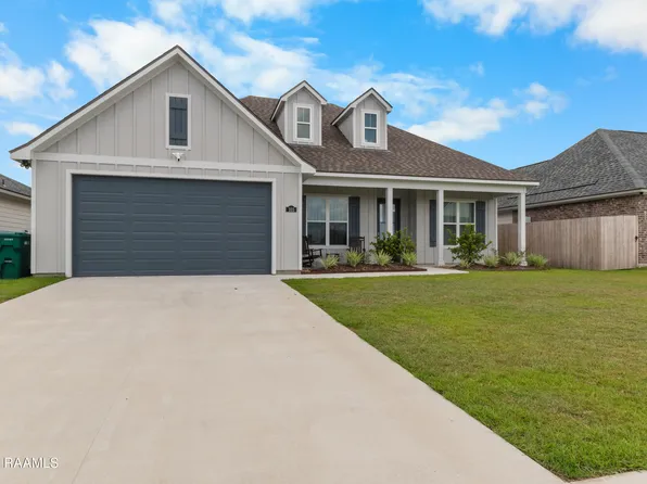 103 Embark Ln, Youngsville, LA 70592