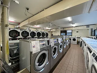 Rented by Warburg