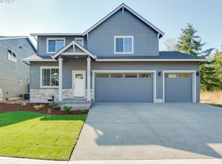 1315 NE Henderson Ter, Estacada, OR 97023