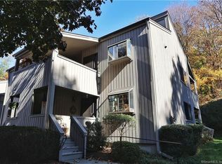 20 Whitney Gln UNIT 20, Westport, CT 06880