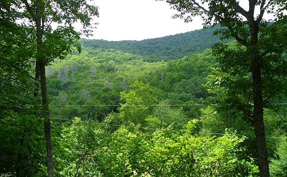 2nd image of 71 Yonder Trl