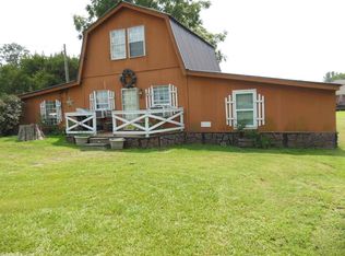 203 E Bennett St, Letona, AR 72085