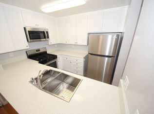 10615 Rose Ave APT 404, Los Angeles, CA 90034