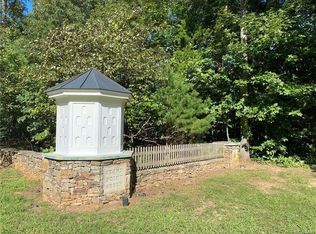 3401 Stony Point Rd, Richmond, VA 23235