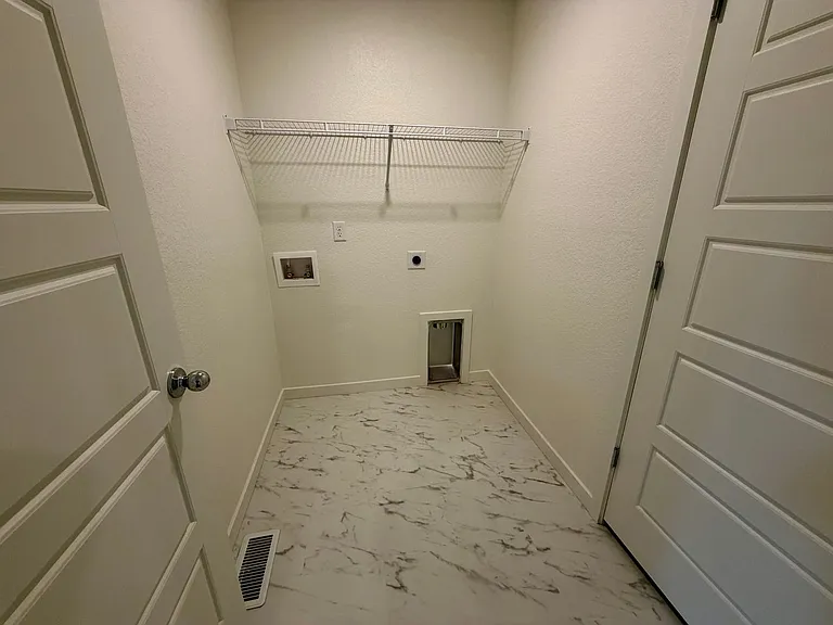 3932 Pinnacles Ct — Photo 12