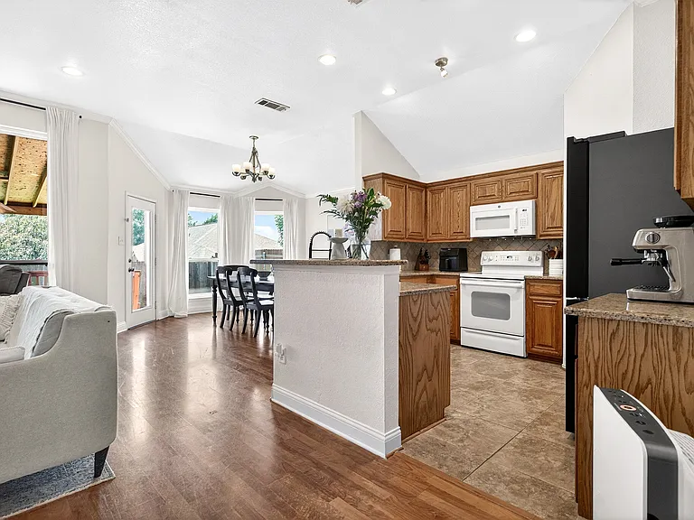 4820 Eagle Trace Dr — Photo 10