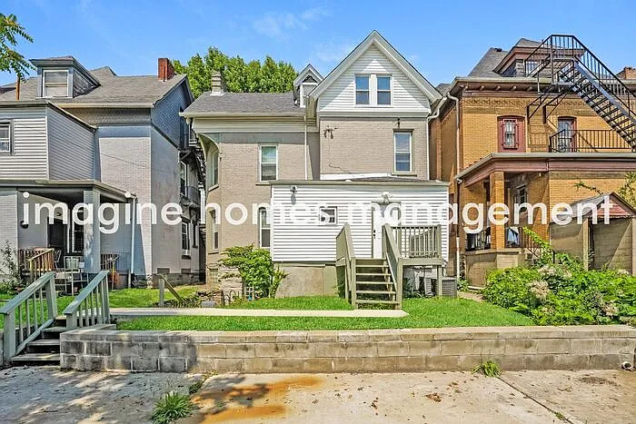 241 Amber St #3 — Photo 12