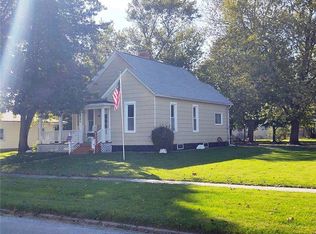 421 N Market St, Sullivan, IL