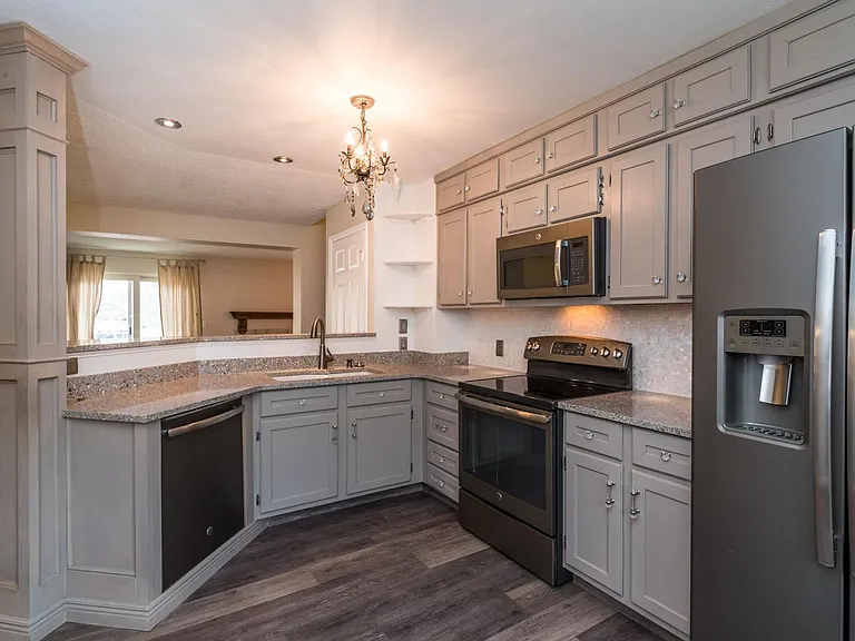 6156 Habitat Dr — Photo 10