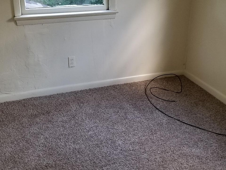 1st image of 2807 Victoria Ave APT 3