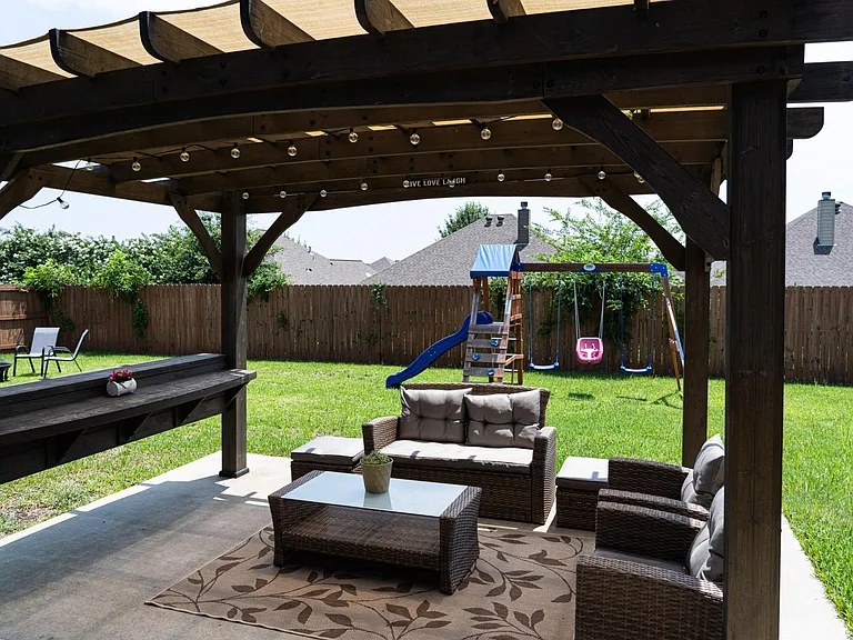 7352 Kingsport Ln — Photo 54