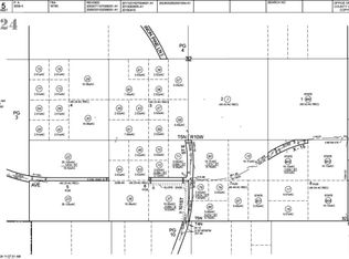 15 96th St E #32, Littlerock, CA 93543