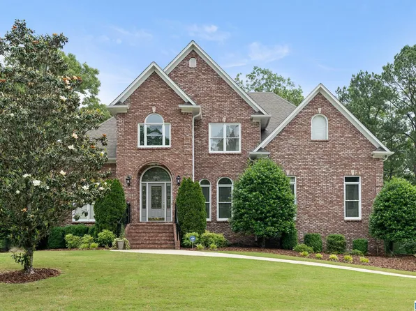 915 Timberline Cir, Calera, AL 35040