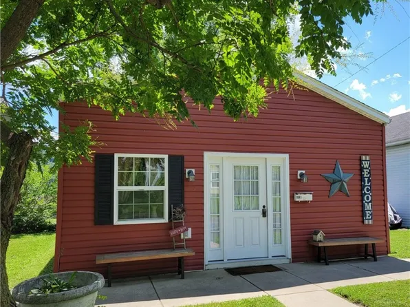 1041 W MAIN Street, Madison, IN 47250