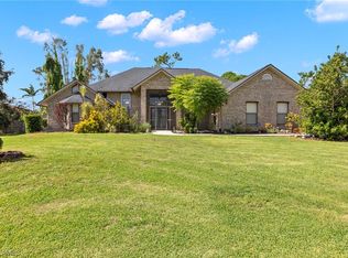 6390 Mark Ln, Fort Myers, FL 33966