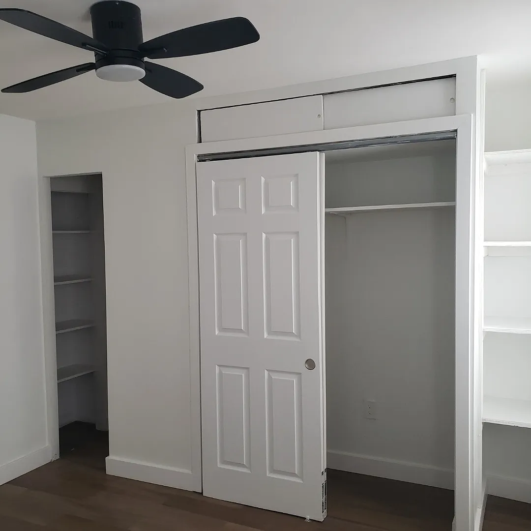 2 bed, $2,300 — Photo 1