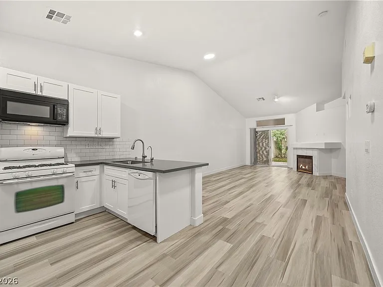 3361 Kylemore St #102 — Photo 11