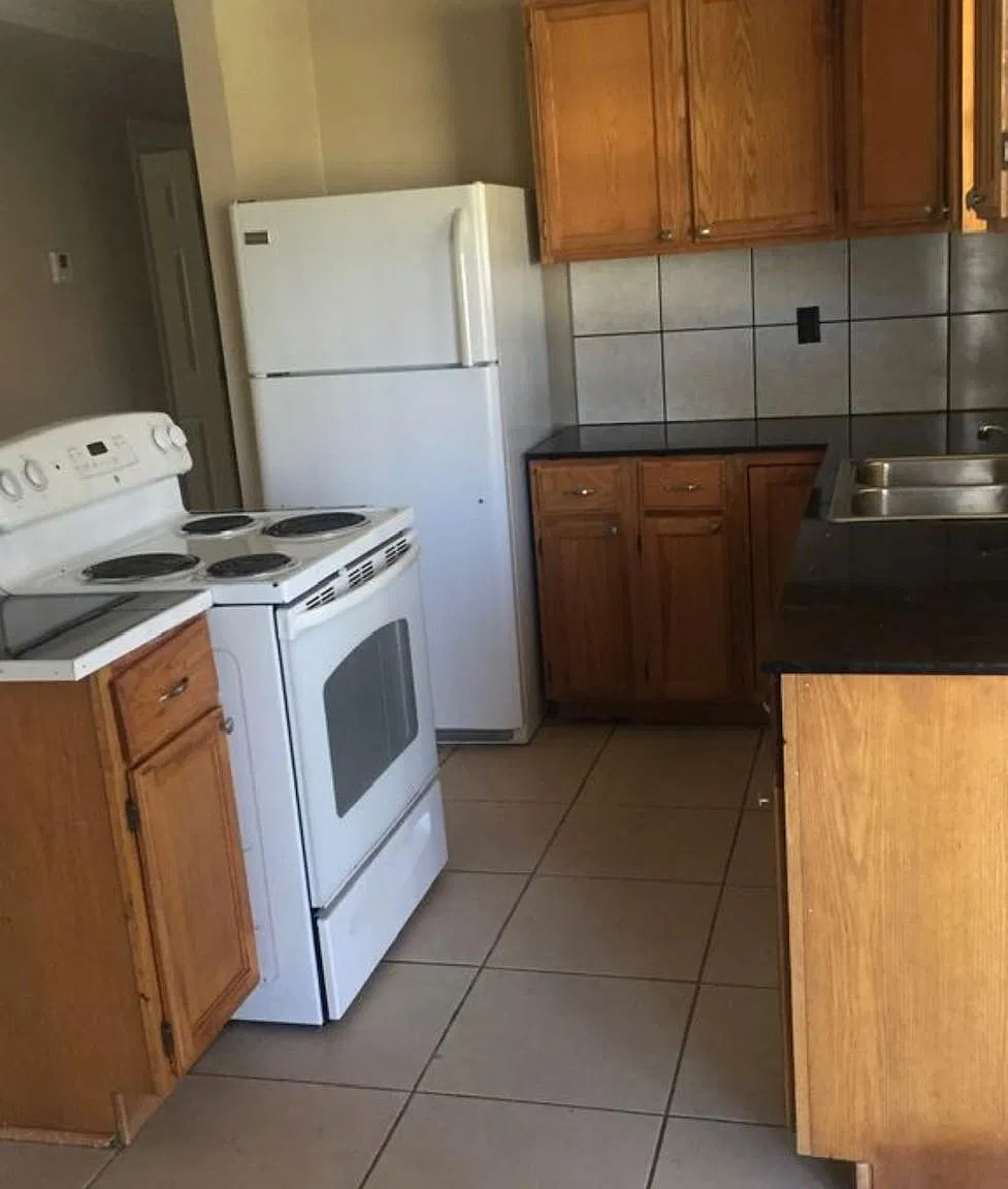 4 bed, 1040 sqft, $1,675 — Photo 3