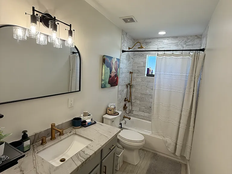 1220 W Missouri Ave — Photo 6