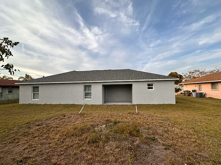 1820 SE 8th St — Photo 20