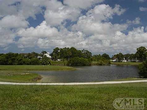1st image of 3020 Bent Pine Dr