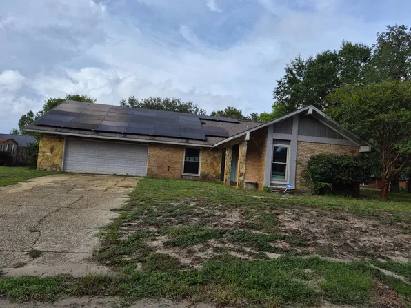 2782 Great Oaks Ln, Gulf Breeze, FL 32563