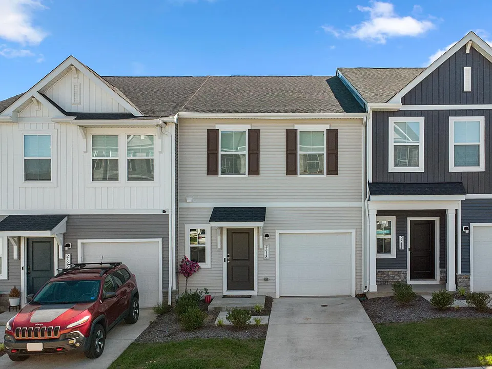2618 Grey Wolf Ln