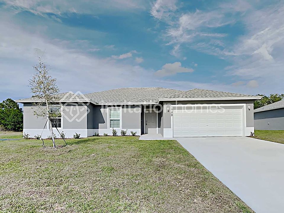 1st image of 1909 SW Hampshire Ln