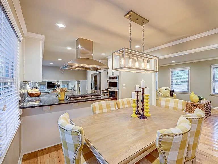 1185 Lake Colony Dr — Photo 6