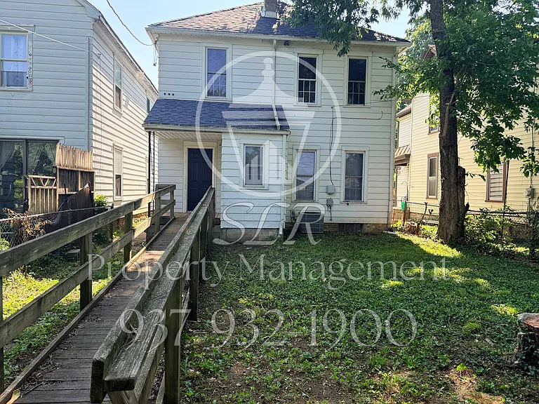 617 Saint Paul Ave — Photo 23