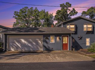 7037 Division St, Delton, MI 49046
