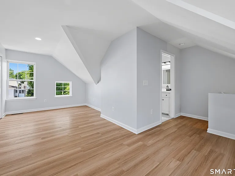 1 Union Ave #11 — Photo 12