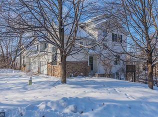 4805 Jewel Ln N UNIT B, Plymouth, MN 55446