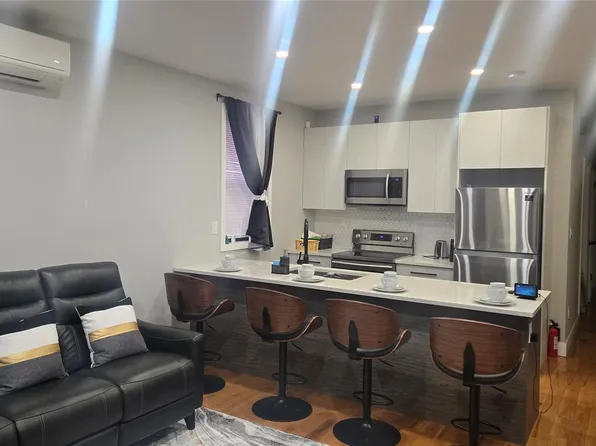 1006 Lenox Rd, Brooklyn, NY 11212