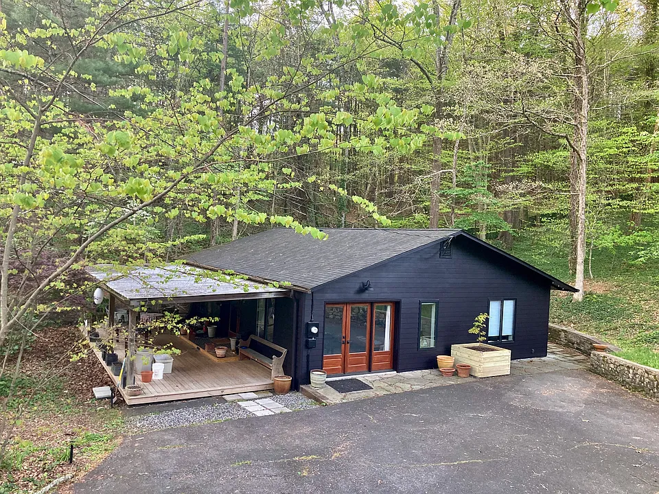 385 Beaverdam Rd