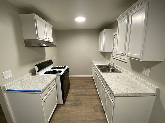 3rd image of 3911 W Ramsey St #301