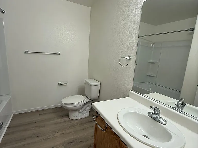 1358 Grass Creek Ave #1 — Photo 11