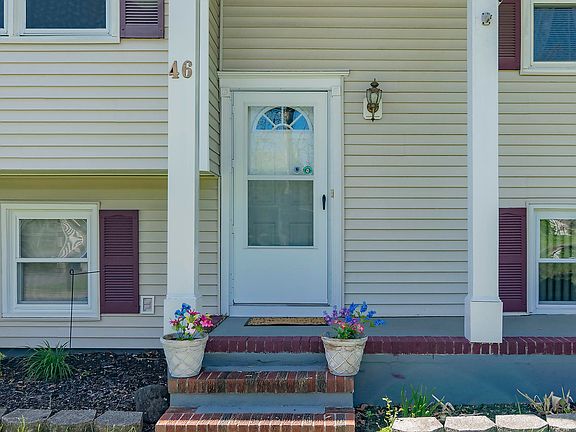 3rd image of 46 Marjorie Dr