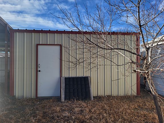 4th image of 322 Binkley Ave