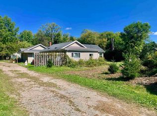 1995 E Stewart Rd, Midland, MI 48640