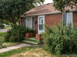 2502 E 9th St, Cheyenne, WY 82001