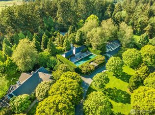 445 Paradise Rd, Lopez Island, WA 98261